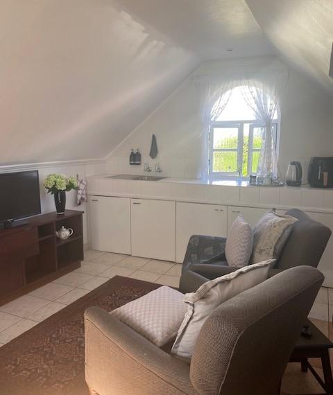 To Let 1 Bedroom Property for Rent in Bryanston Gauteng
