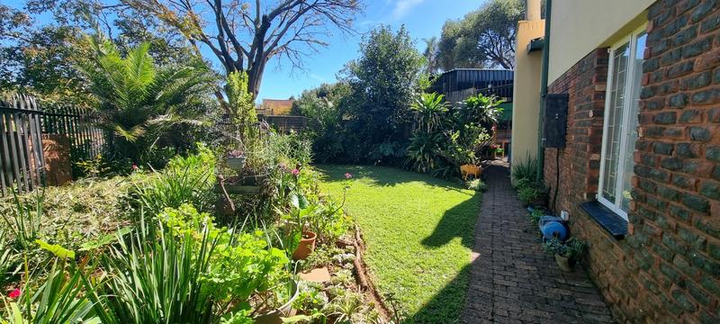 4 Bedroom Property for Sale in Doringkloof Gauteng