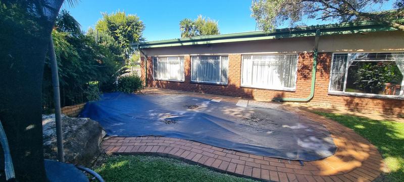 4 Bedroom Property for Sale in Doringkloof Gauteng