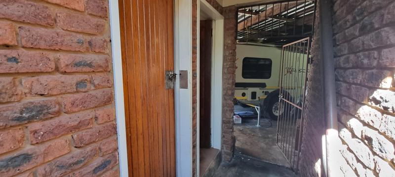 4 Bedroom Property for Sale in Doringkloof Gauteng