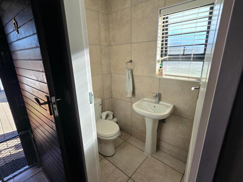 3 Bedroom Property for Sale in Amberfield Gauteng