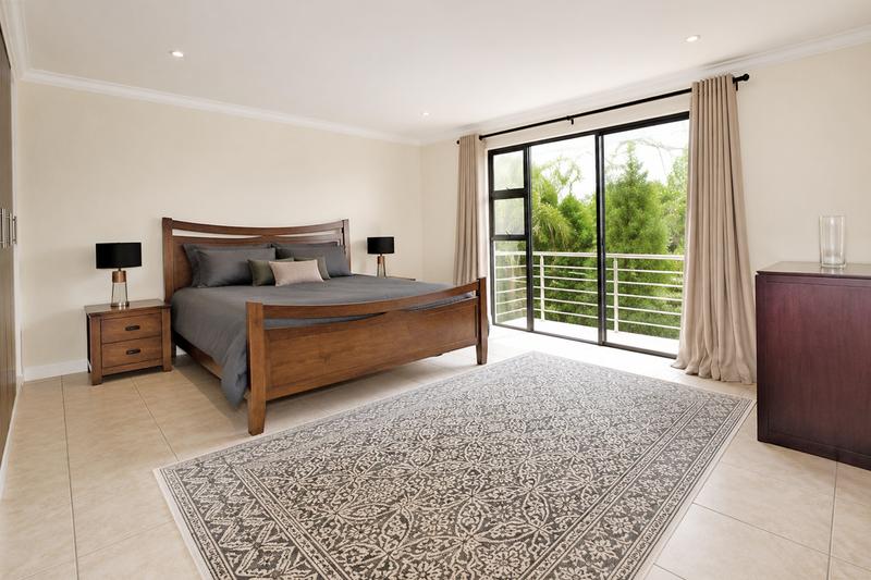 To Let 2 Bedroom Property for Rent in Bedfordview Gauteng