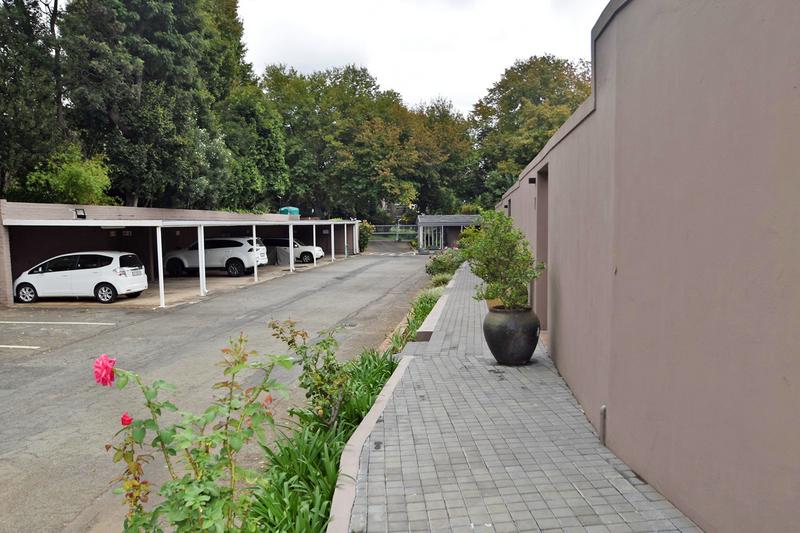 To Let 2 Bedroom Property for Rent in Hyde Park Gauteng