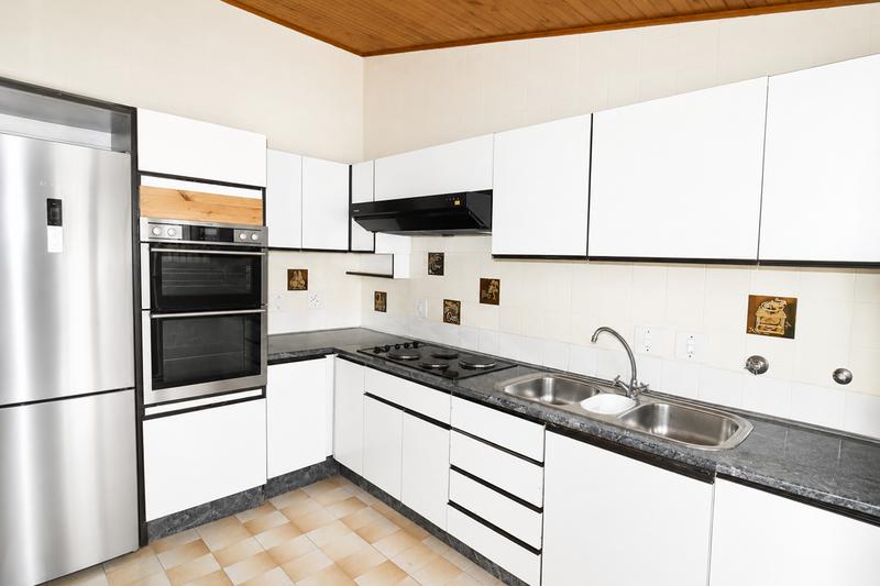 To Let 2 Bedroom Property for Rent in Hyde Park Gauteng