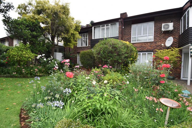 To Let 2 Bedroom Property for Rent in Hyde Park Gauteng