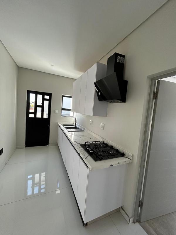 6 Bedroom Property for Sale in Six Fountains Estate Gauteng