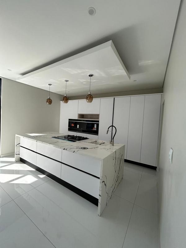 6 Bedroom Property for Sale in Six Fountains Estate Gauteng