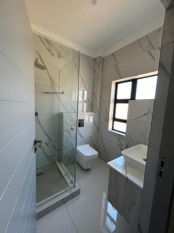 6 Bedroom Property for Sale in Six Fountains Estate Gauteng