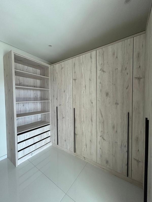 6 Bedroom Property for Sale in Six Fountains Estate Gauteng