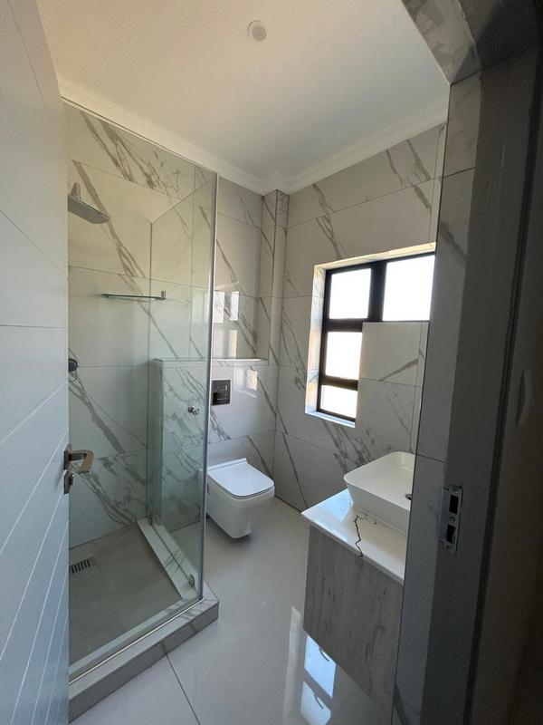 6 Bedroom Property for Sale in Six Fountains Estate Gauteng