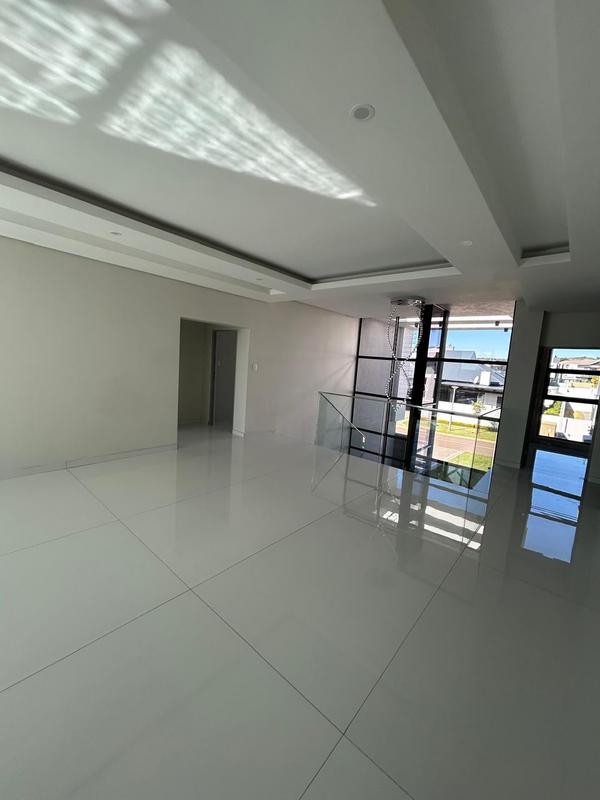 6 Bedroom Property for Sale in Six Fountains Estate Gauteng