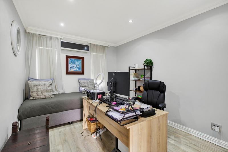 To Let 3 Bedroom Property for Rent in Broadacres Gauteng