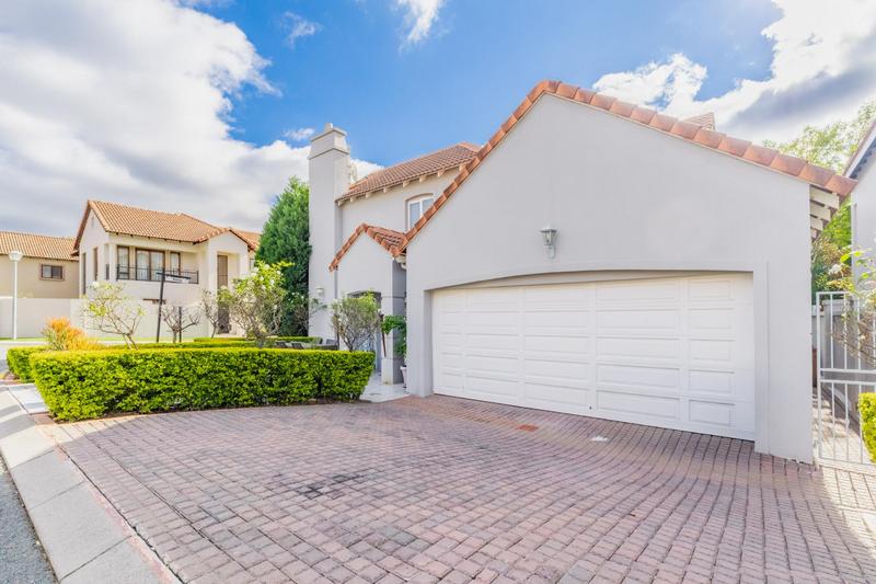 To Let 3 Bedroom Property for Rent in Broadacres Gauteng