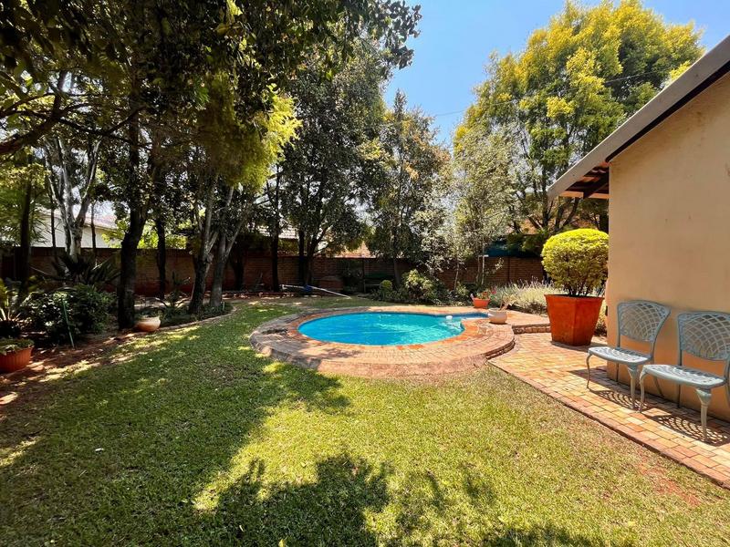 4 Bedroom Property for Sale in Eldoraigne Gauteng