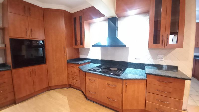 4 Bedroom Property for Sale in Eldoraigne Gauteng