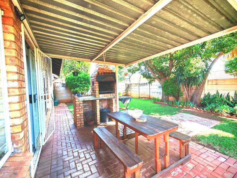 To Let 3 Bedroom Property for Rent in Doornpoort Gauteng
