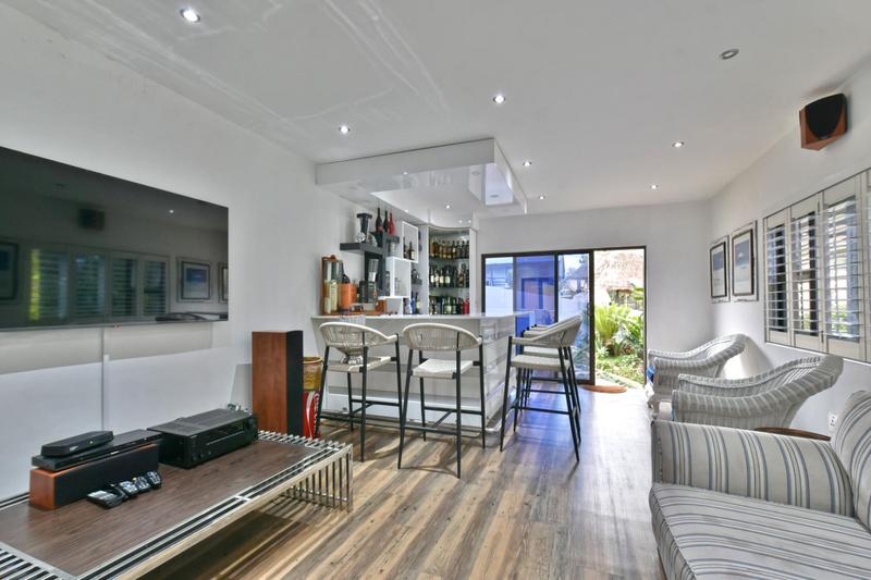 4 Bedroom Property for Sale in Constantia Kloof Gauteng