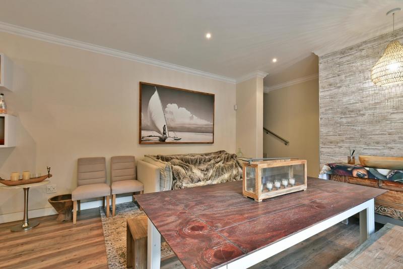 4 Bedroom Property for Sale in Constantia Kloof Gauteng