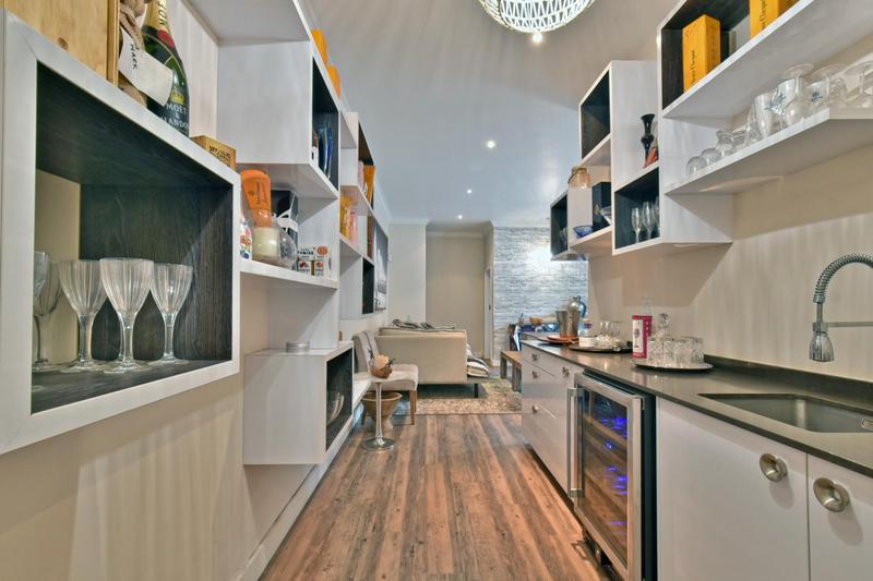 4 Bedroom Property for Sale in Constantia Kloof Gauteng
