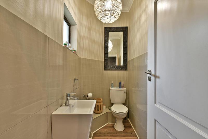 4 Bedroom Property for Sale in Constantia Kloof Gauteng