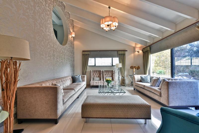 4 Bedroom Property for Sale in Constantia Kloof Gauteng