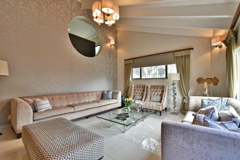 4 Bedroom Property for Sale in Constantia Kloof Gauteng