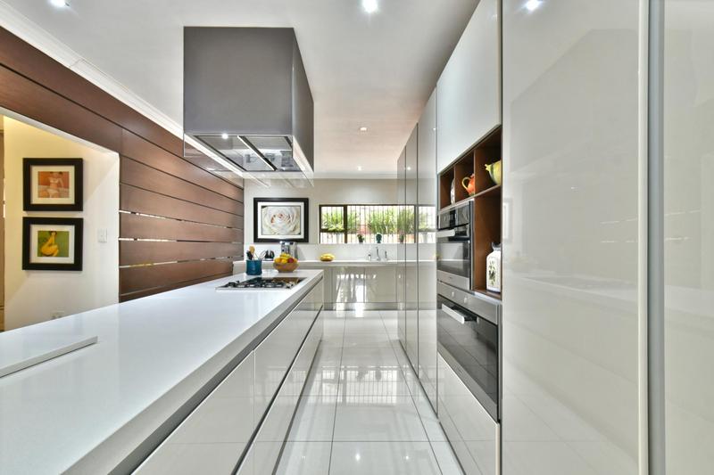 4 Bedroom Property for Sale in Constantia Kloof Gauteng