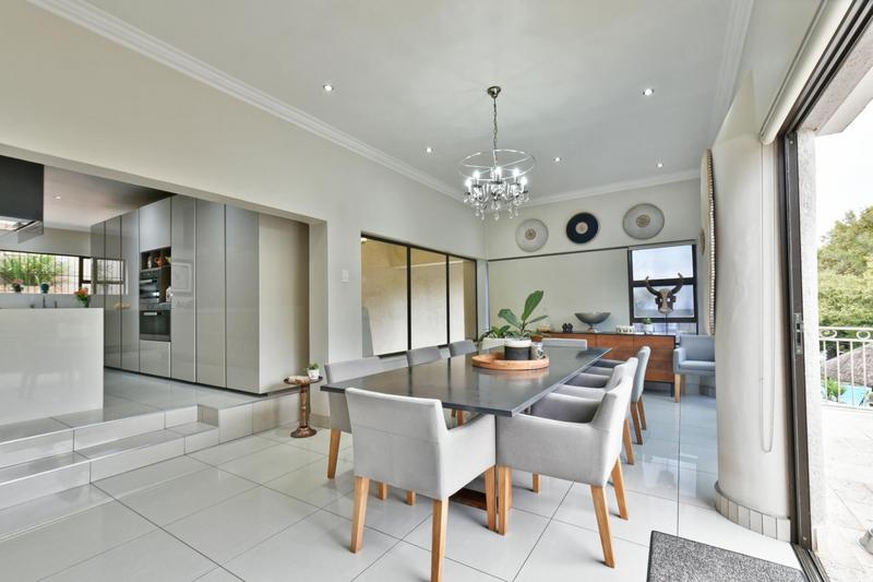 4 Bedroom Property for Sale in Constantia Kloof Gauteng