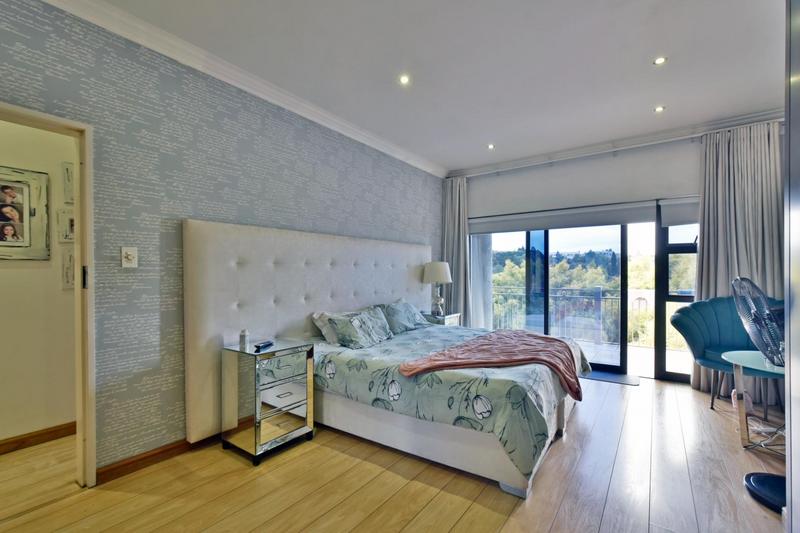 4 Bedroom Property for Sale in Constantia Kloof Gauteng