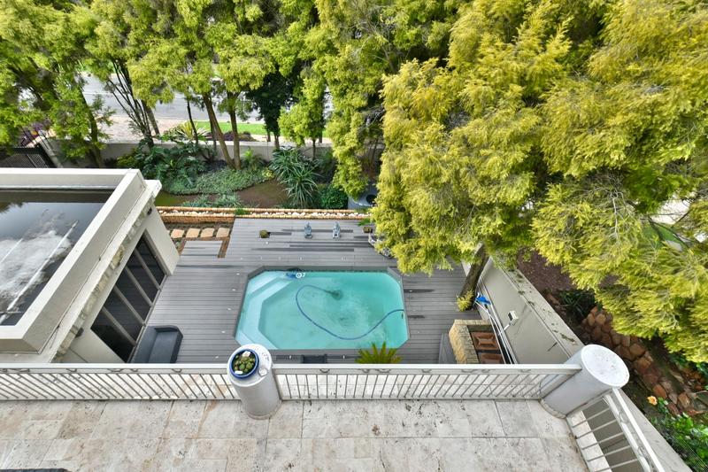 4 Bedroom Property for Sale in Constantia Kloof Gauteng