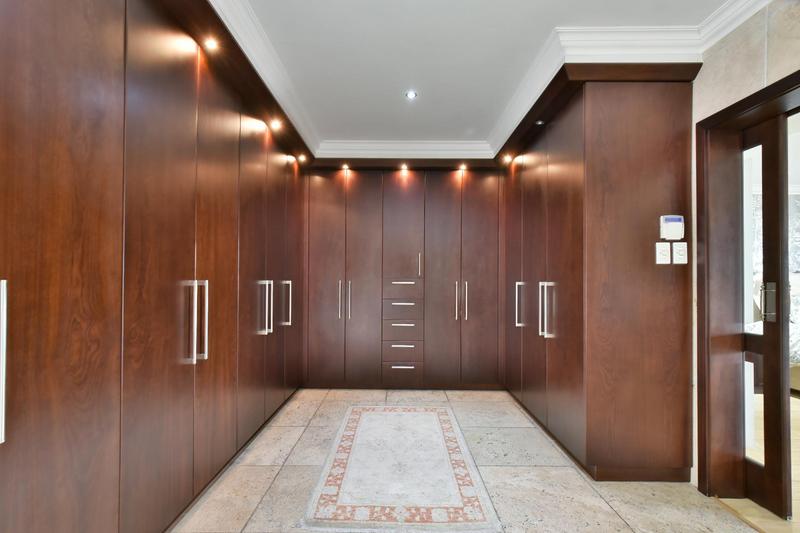 4 Bedroom Property for Sale in Constantia Kloof Gauteng