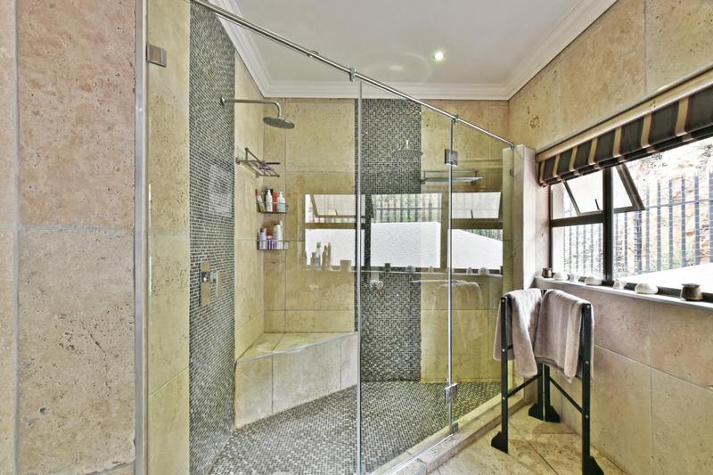 4 Bedroom Property for Sale in Constantia Kloof Gauteng