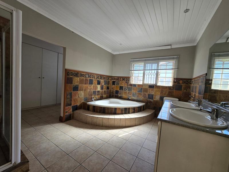 To Let 4 Bedroom Property for Rent in Brooklyn Gauteng