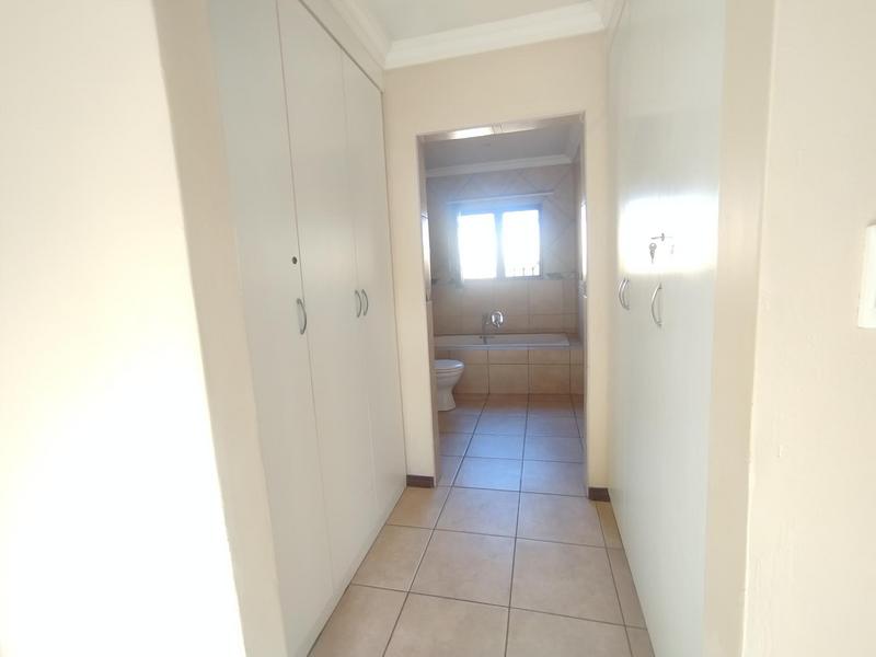 3 Bedroom Property for Sale in Dayanglen Gauteng