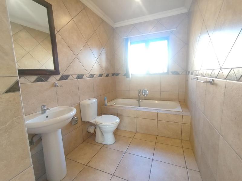 3 Bedroom Property for Sale in Dayanglen Gauteng