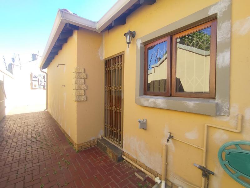 3 Bedroom Property for Sale in Dayanglen Gauteng