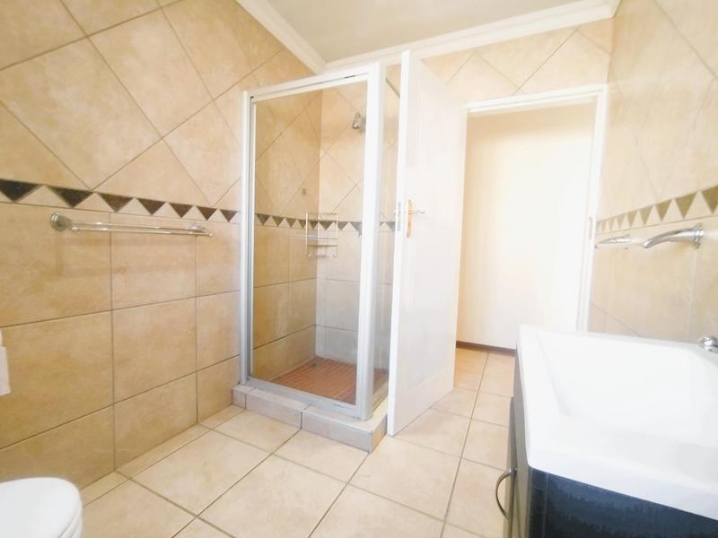 3 Bedroom Property for Sale in Hughes Gauteng