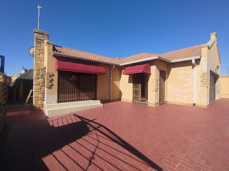 3 Bedroom Property for Sale in Hughes Gauteng