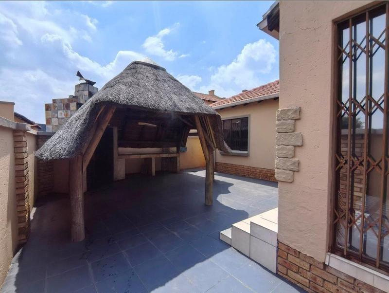 3 Bedroom Property for Sale in Hughes Gauteng