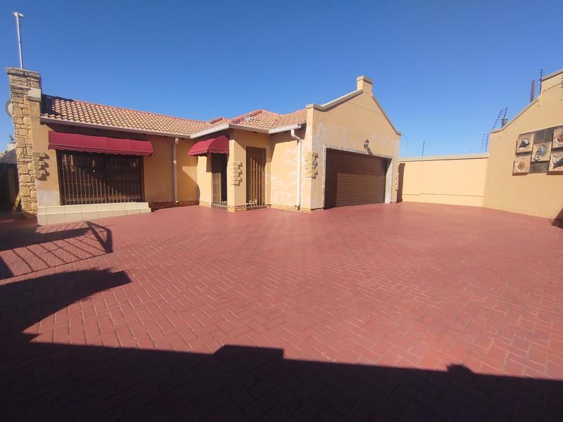 3 Bedroom Property for Sale in Hughes Gauteng
