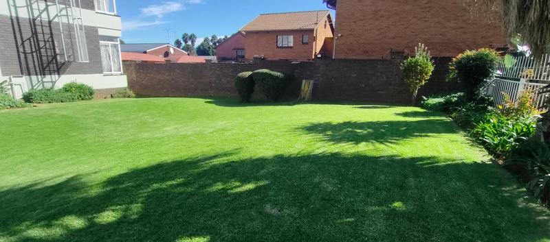 1 Bedroom Property for Sale in Bedford Gardens Gauteng