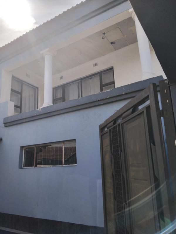 To Let 4 Bedroom Property for Rent in Vosloorus Gauteng