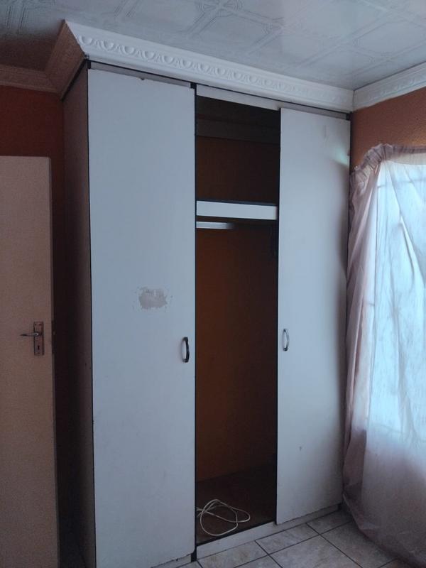 To Let 4 Bedroom Property for Rent in Vosloorus Gauteng