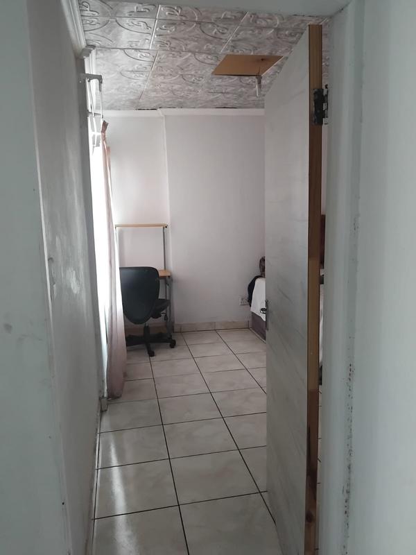 To Let 4 Bedroom Property for Rent in Vosloorus Gauteng