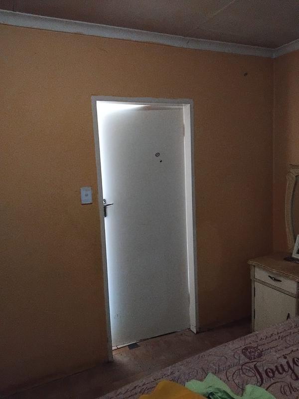 To Let 4 Bedroom Property for Rent in Vosloorus Gauteng