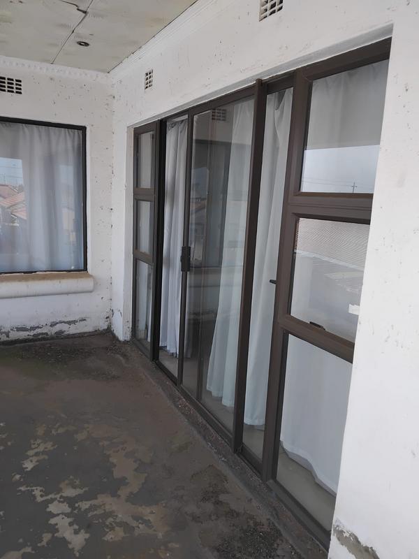To Let 4 Bedroom Property for Rent in Vosloorus Gauteng