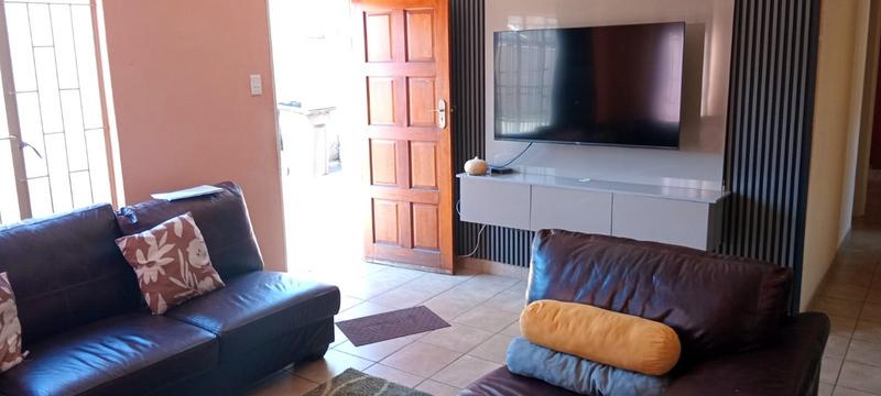 3 Bedroom Property for Sale in Albertsdal Gauteng