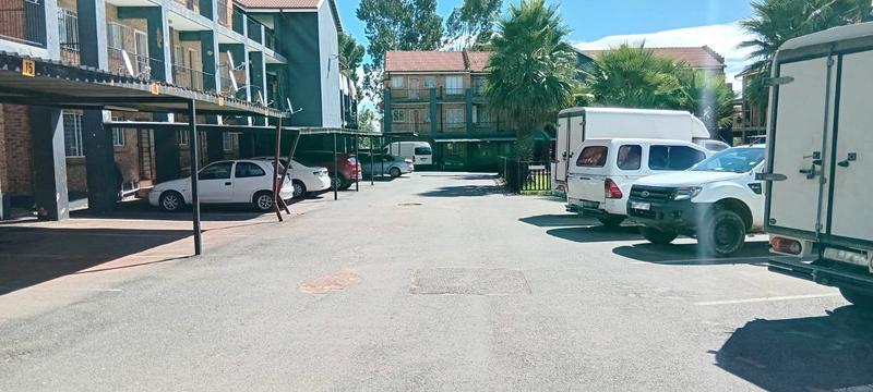 2 Bedroom Property for Sale in Greenhills Gauteng