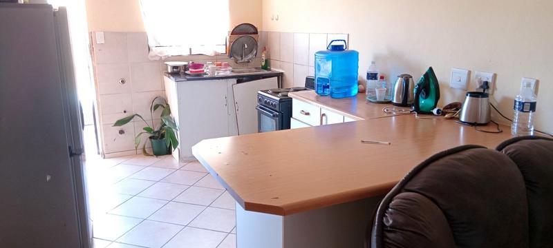 2 Bedroom Property for Sale in Greenhills Gauteng