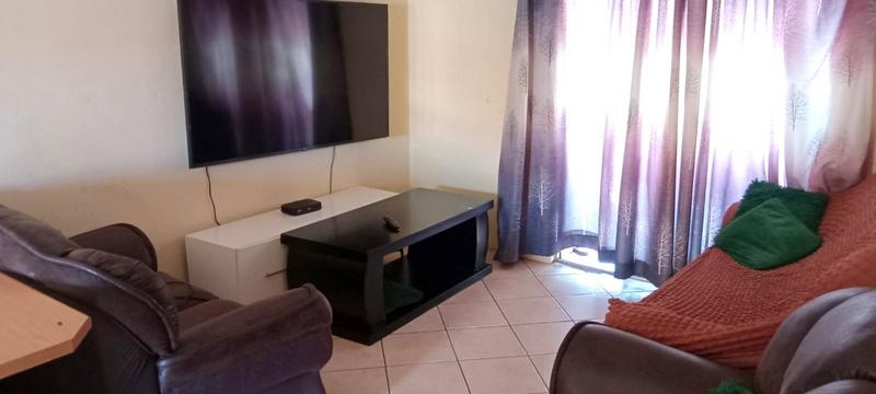 2 Bedroom Property for Sale in Greenhills Gauteng